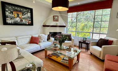 hermosa casa con jardín plano y salón de juegos en Club de golf Chiluca