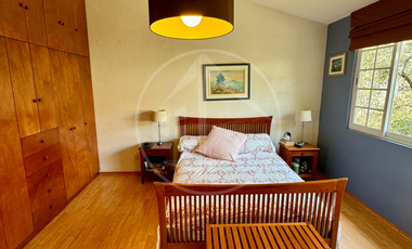 hermosa casa con jardín plano y salón de juegos en Club de golf Chiluca