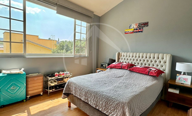hermosa casa con jardín plano y salón de juegos en Club de golf Chiluca