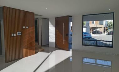 Excelente casa en venta, lomas angelopolis