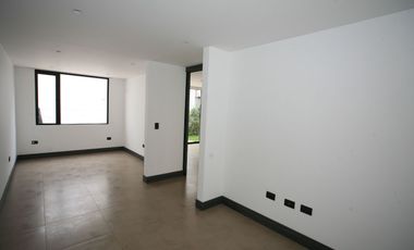 Oportunidad por Viaje! Hermosa Casa de Venta en Tumbaco