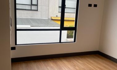 Oportunidad por Viaje! Hermosa Casa de Venta en Tumbaco