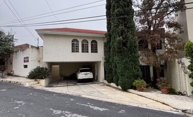 Casa en venta Residencial Chipinque