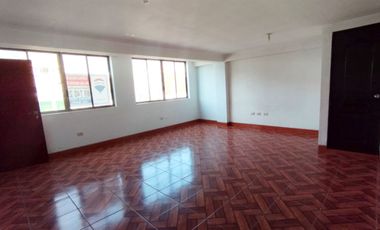 ALQUILER oficinas o consultorios hacia la AV DE LA CULTURA