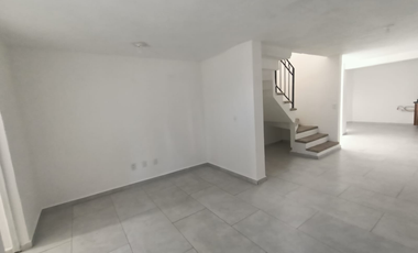 CASA EN VENTA EN VILLA FONTANA, TLAQUEPAQUE