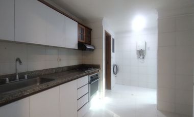 Apartamento en arriendo en Riomar.