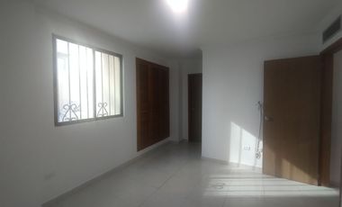 Apartamento en arriendo en Riomar.