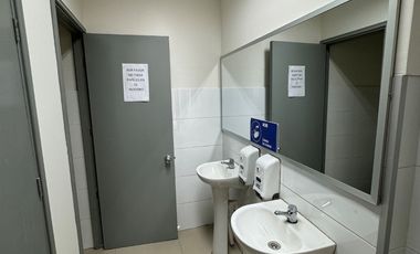 Gran casa comercial RENTANDO en pleno centro de Chillán