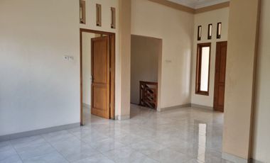 Rumah Mewah 2 Lantai Harga Murah Dengan Tanah Super Luas