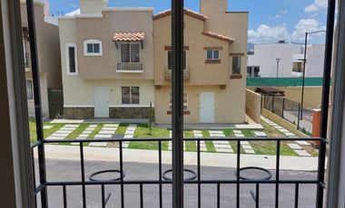 SE VENDE CASA equipada en Hidalgo con entrega inmediata!!!