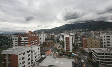 EN VENTA: PENTHOUSE EXCLUSIVO CON VISTAS PANORÁMICAS EN BELLAVISTA
