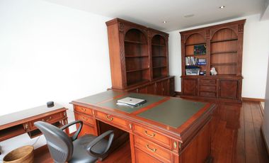 EN VENTA: PENTHOUSE EXCLUSIVO CON VISTAS PANORÁMICAS EN BELLAVISTA