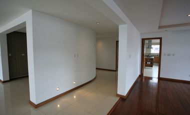 EN VENTA: PENTHOUSE EXCLUSIVO CON VISTAS PANORÁMICAS EN BELLAVISTA