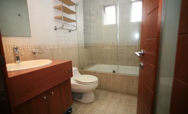 EN VENTA: PENTHOUSE EXCLUSIVO CON VISTAS PANORÁMICAS EN BELLAVISTA