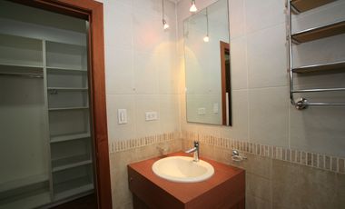 EN VENTA: PENTHOUSE EXCLUSIVO CON VISTAS PANORÁMICAS EN BELLAVISTA