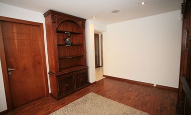 EN VENTA: PENTHOUSE EXCLUSIVO CON VISTAS PANORÁMICAS EN BELLAVISTA