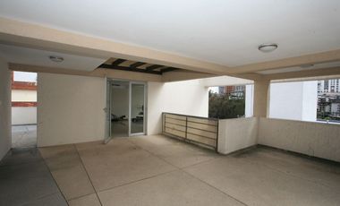 EN VENTA: PENTHOUSE EXCLUSIVO CON VISTAS PANORÁMICAS EN BELLAVISTA