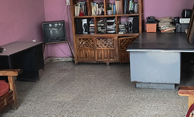 Casa de tres niveles y seis recamaras en Iguala, Guerrero