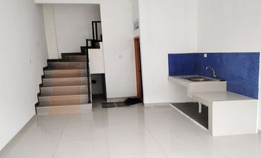 Sewa/Jual Rumah di Cempaka Putih Dekat Mall Green Pramuka Square, RSUD Cempaka Putih