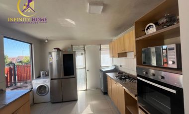 Amplia Casa Con Gran Terreno En Alto El Manzano Til Til