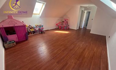 Amplia Casa Con Gran Terreno En Alto El Manzano Til Til