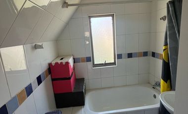 Amplia Casa Con Gran Terreno En Alto El Manzano Til Til