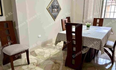 CASA EN VENTA CIUDADELA VERNAZA NORTE, SECTOR MALL DEL SOL, NORTE DE GUAYAQUIL