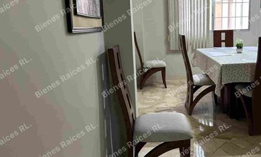 CASA EN VENTA CIUDADELA VERNAZA NORTE, SECTOR MALL DEL SOL, NORTE DE GUAYAQUIL