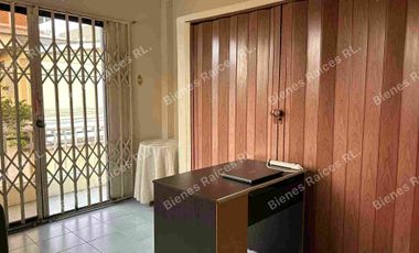 CASA EN VENTA CIUDADELA VERNAZA NORTE, SECTOR MALL DEL SOL, NORTE DE GUAYAQUIL