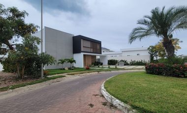 En venta exclusivo terreno en Marenostro, Punta Barandua Ruta del Spondylus