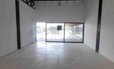 En alquiler estratégico local Planta alta en Plaza Sevilla, La Joya Daule