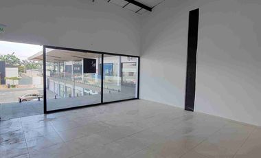 En alquiler estratégico local Planta alta en Plaza Sevilla, La Joya Daule