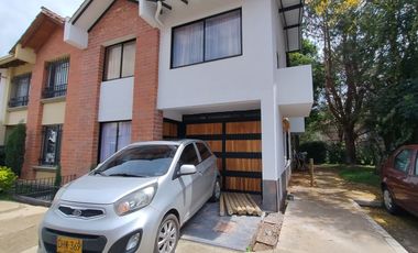 Casa En Venta Villas del Rosal. Rionegro Antioquia