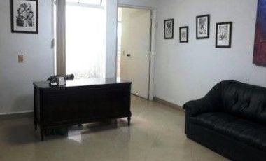 OFICINA O CONSULTORIO CON JARDIN EN UNICENTRO