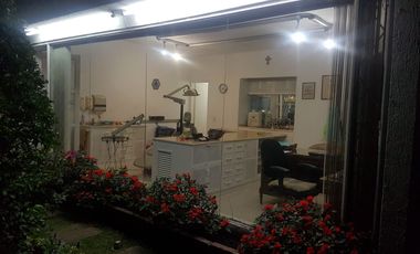 OFICINA O CONSULTORIO CON JARDIN EN UNICENTRO