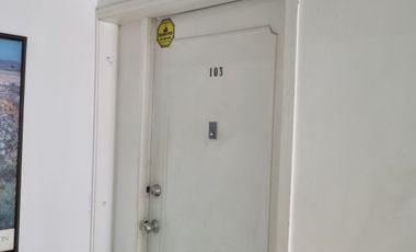 OFICINA O CONSULTORIO CON JARDIN EN UNICENTRO