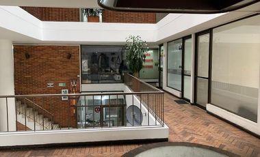 ESPACIO DE ISLA PARA ARRIENDO O VENTA PISO DOS CERCA UNICENTRO