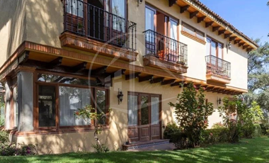 RESIDENCIA ESPECTACULAR DE LUJO EN HACIENDA DE VALLESCONDIDO