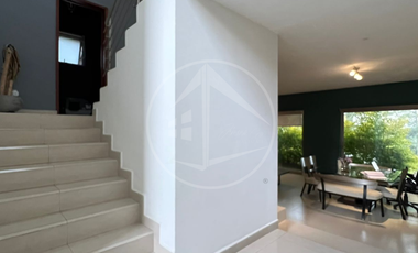 CASA ESPECTACULAR EN VENTA EN CLUB DE GOLF VALLESCONDIDO