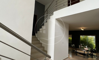 CASA ESPECTACULAR EN VENTA EN CLUB DE GOLF VALLESCONDIDO
