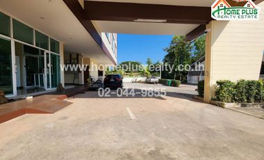 โรงแรม2อาคาร เชื่อมติดกันใกล้สนามบินอุดรธานี จังหวัดอุดรธานี เนื้อที่ 1 ไร่ 1 งาน 33.5 ตารางวา