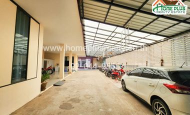 โรงแรม2อาคาร เชื่อมติดกันใกล้สนามบินอุดรธานี จังหวัดอุดรธานี เนื้อที่ 1 ไร่ 1 งาน 33.5 ตารางวา