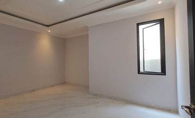 Dijual Rumah 2.5 Lantai Siap Huni Di Jagakarsa Jakarta selatan