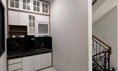 Jual Rumah Murah dan siap Huni Di JagakarsaJakarta Selatan