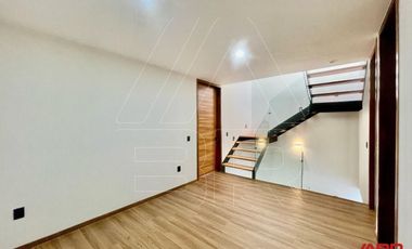 CASA NUEVA DENTRO DE COTO CEDRO EN PARQUES VALLARTA