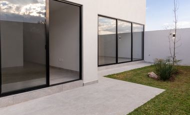 CASA EN VENTA EN LOMAS DEL MOLINO