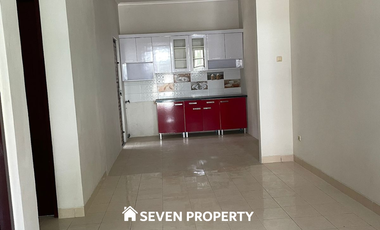 For Sale : Modern Minimalist House  Negotiable Until Deal Location in Legenda Wisata Cibubur. P3.001.01.25 Pr Hj
