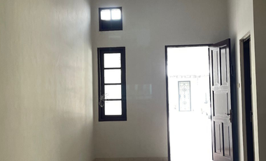 For Sale : Modern Minimalist House  Negotiable Until Deal Location in Legenda Wisata Cibubur. P3.001.01.25 Pr Hj