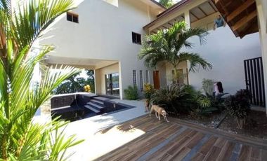 House for sale in Oriental Mindoro, Puerto Galera
