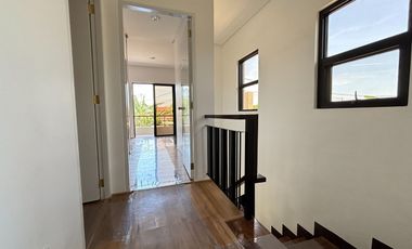 Elegant  BrandNew House & Lot For Sale In Grand Parkplace Village Imus Cavite